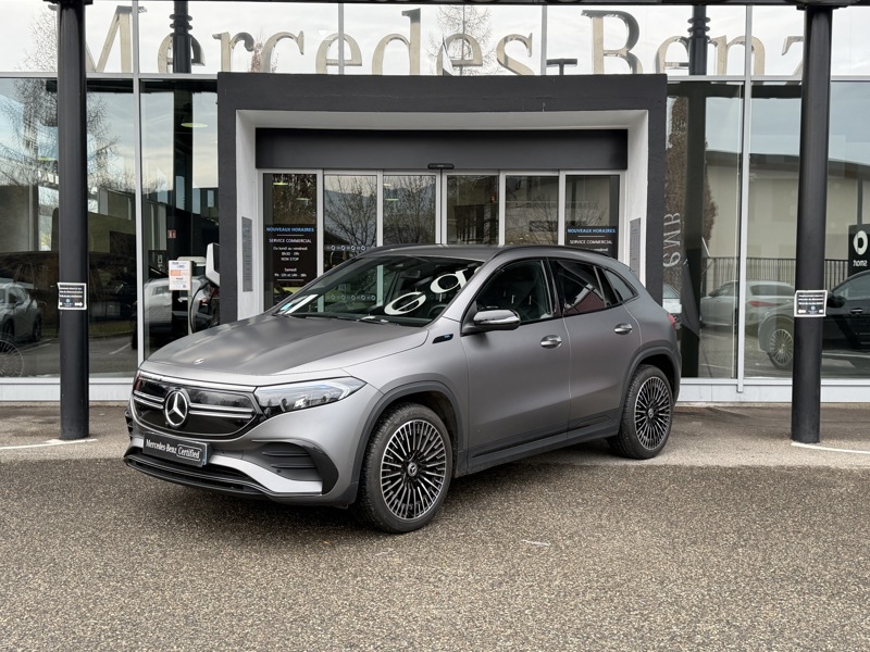 Photo Mercedes-Benz EQA 350 4MATIC AMG Line  