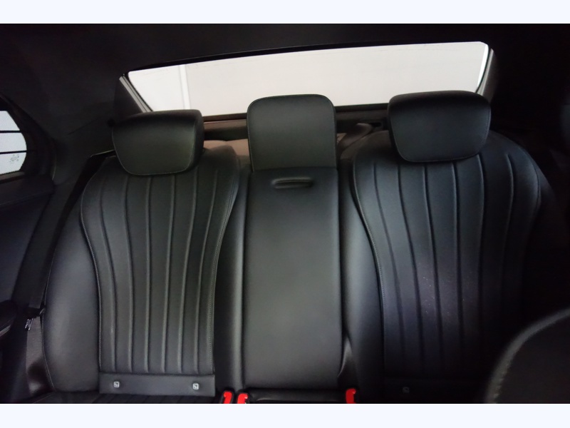 Image Mercedes-Benz CLASSE S 580 e 4MATIC Limousine AMG Line  