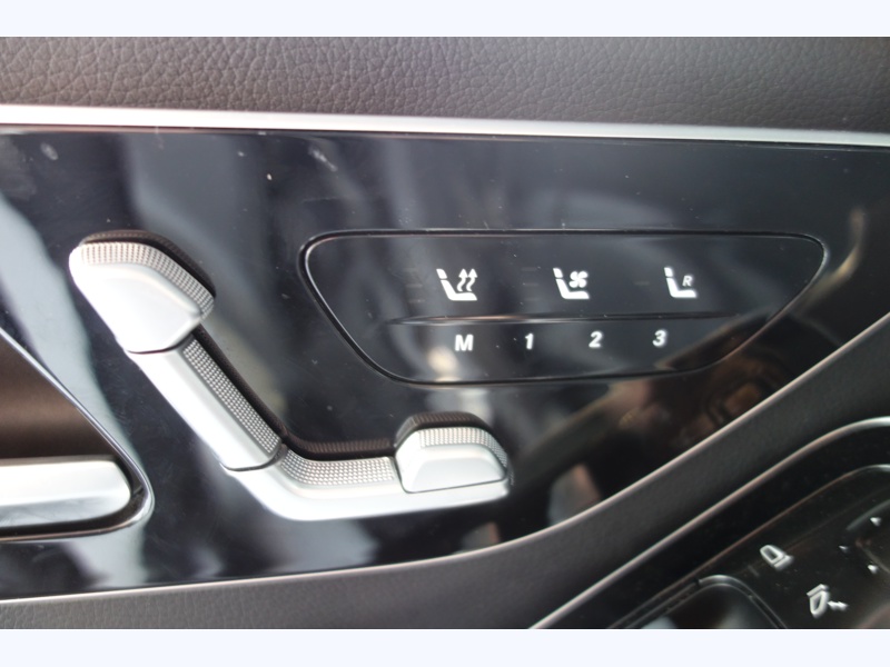 Image Mercedes-Benz CLASSE S 580 e 4MATIC Limousine AMG Line  