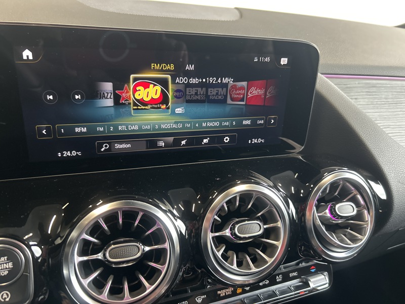 Image Mercedes-Benz GLA 220 d 4MATIC AMG Line  