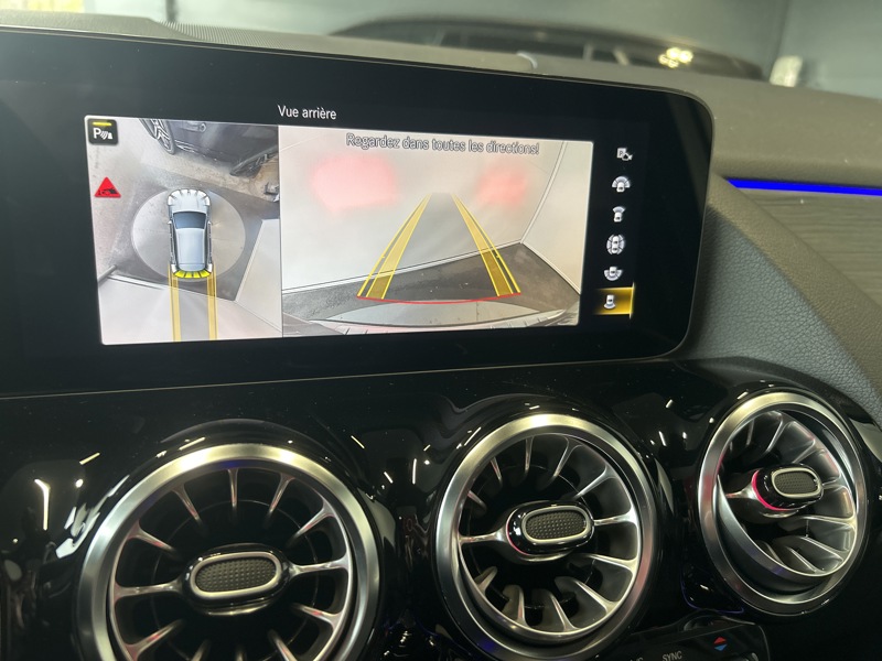 Image Mercedes-Benz GLA 220 d 4MATIC AMG Line  