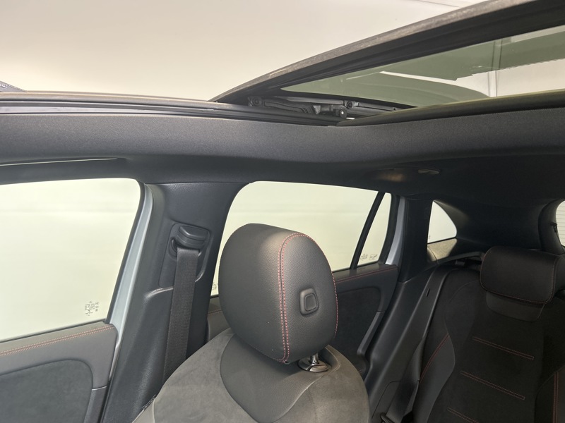 Image Mercedes-Benz GLA 220 d 4MATIC AMG Line  