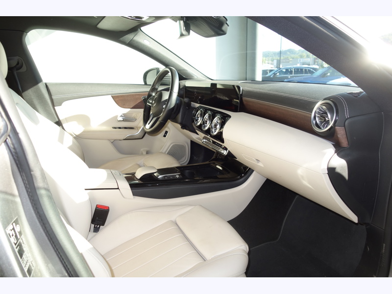 Image Mercedes-Benz CLA 250 e Coupé Business Line Pack Progressive 