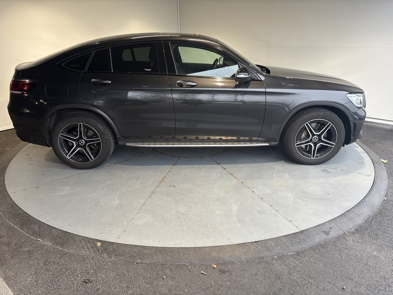 Image Mercedes-Benz GLC COUPÉ GLC 220 d 4MATIC Coupé AMG Line  