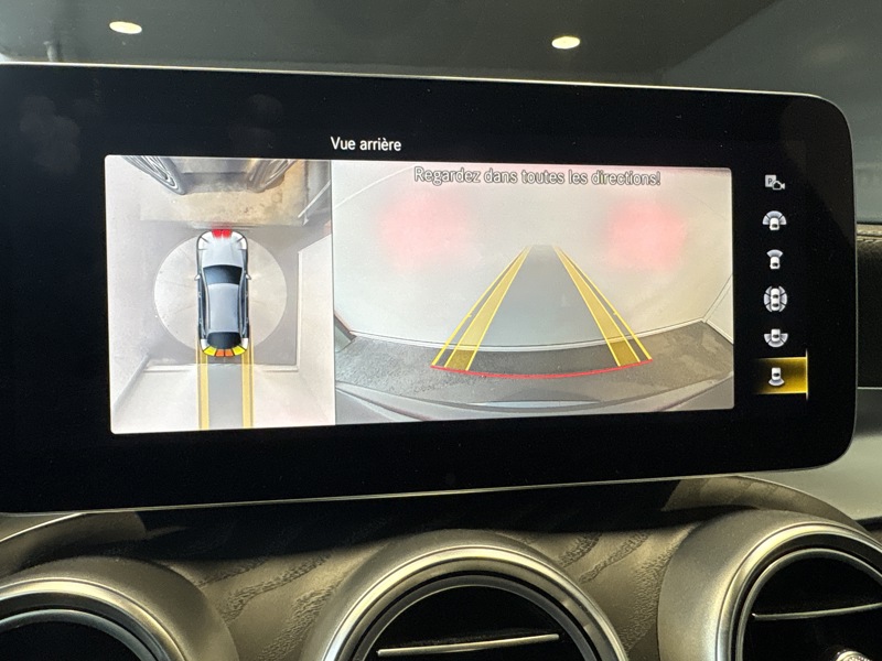 Image Mercedes-Benz GLC COUPÉ GLC 220 d 4MATIC Coupé AMG Line  