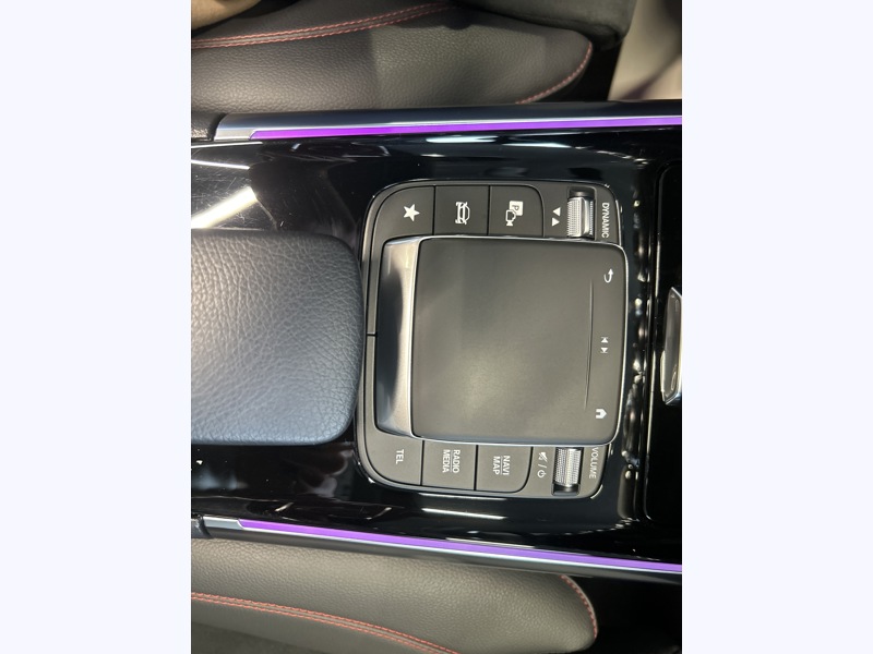 Image Mercedes-Benz GLA 220 d 4MATIC AMG Line 