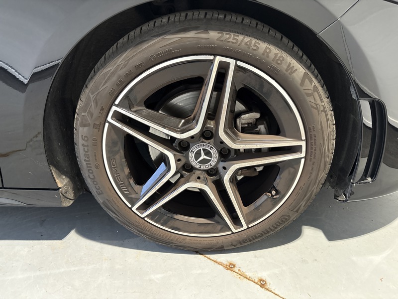 Image Mercedes-Benz CLASSE A 200 AMG Line  