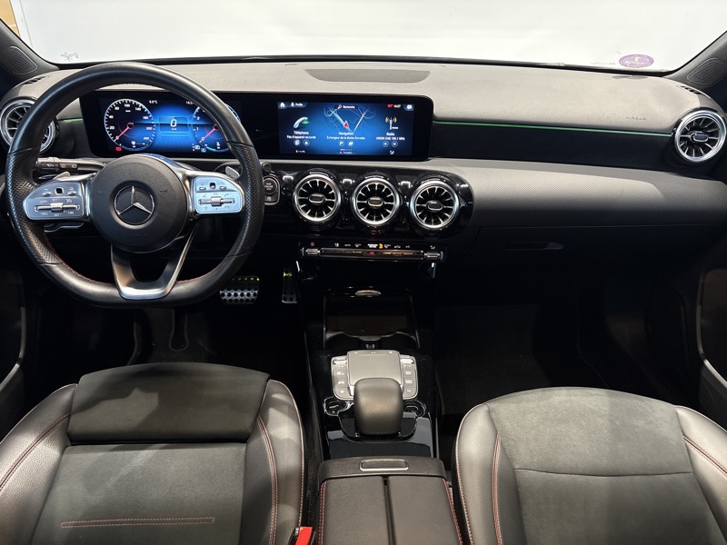 Image Mercedes-Benz CLASSE A 200 AMG Line  