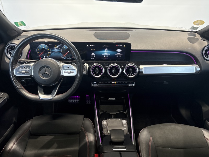 Image Mercedes-Benz GLB 220 d 4MATIC AMG Line  