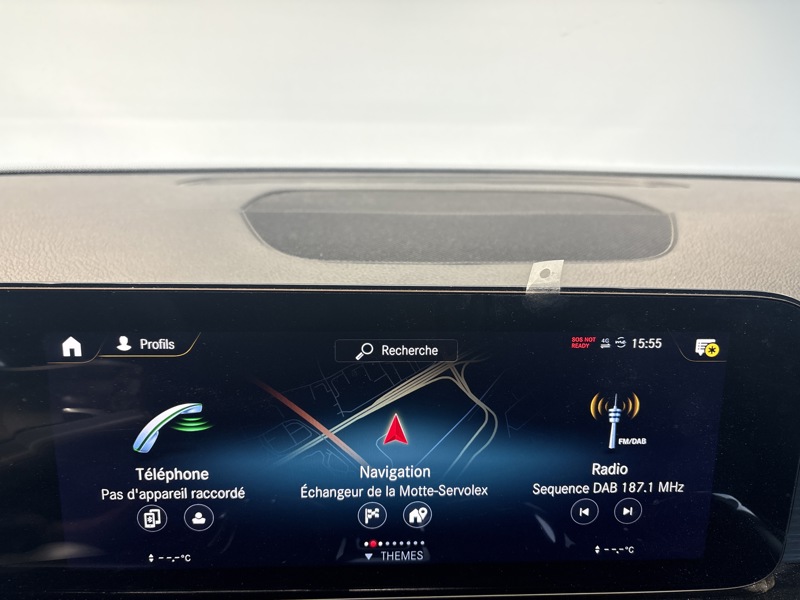 Image Mercedes-Benz GLB 220 d 4MATIC AMG Line  