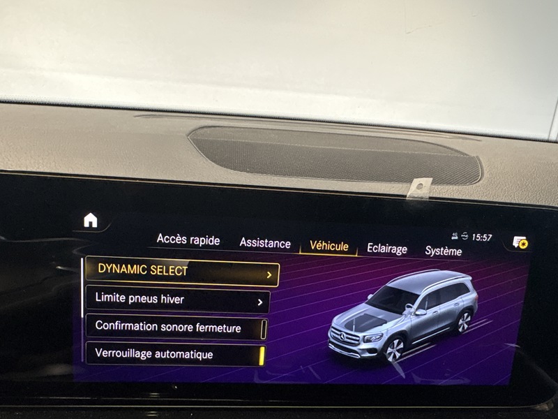 Image Mercedes-Benz GLB 220 d 4MATIC AMG Line  