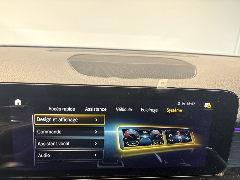 Image Mercedes-Benz GLB 220 d 4MATIC AMG Line  