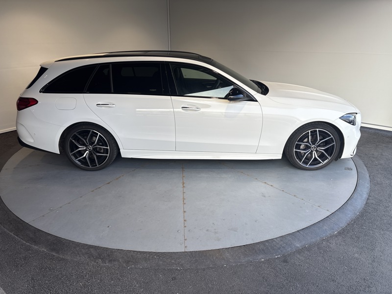 Image Mercedes-Benz CLASSE C BREAK Classe C 220 d 4MATIC Break AMG Line  