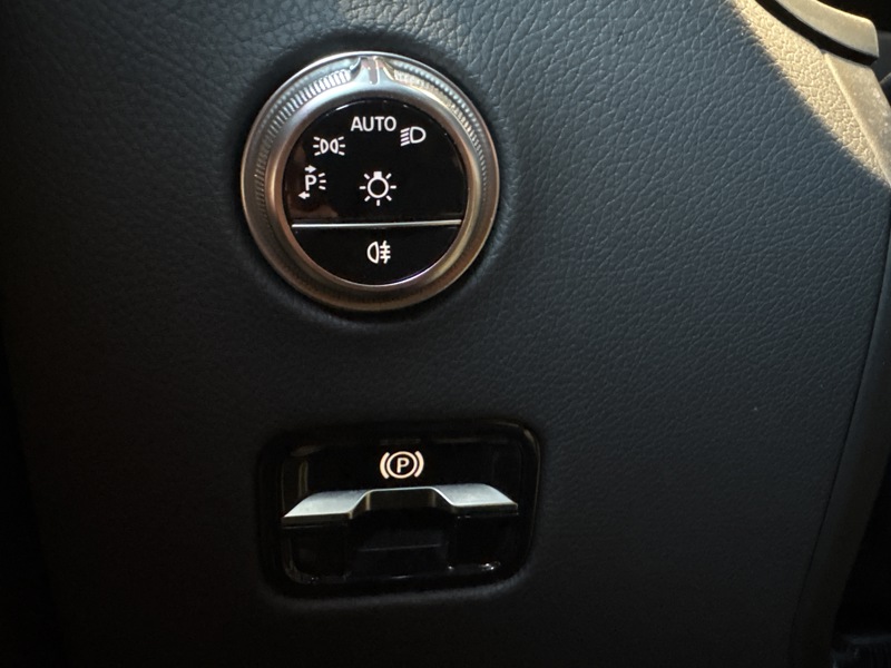 Image Mercedes-Benz GLC SUV GLC 400 e 4MATIC SUV AMG Line  