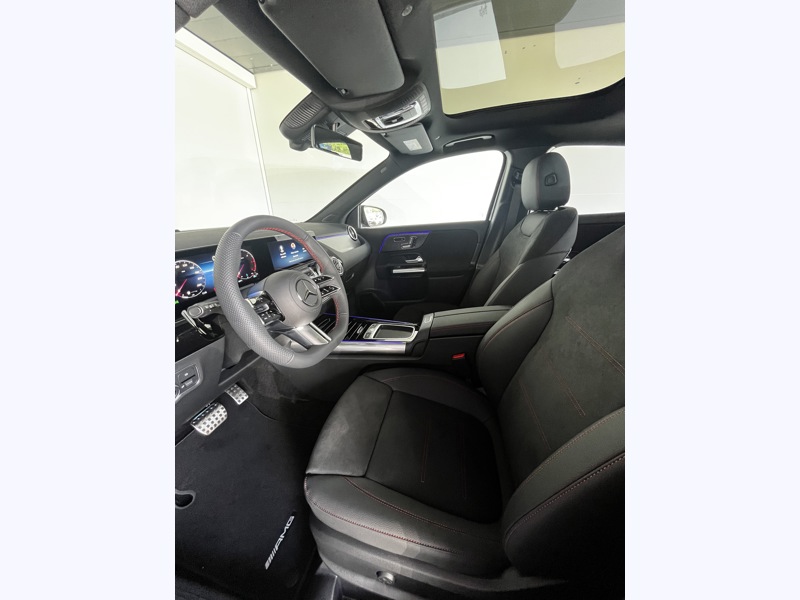 Image Mercedes-Benz GLA 180 d AMG Line  