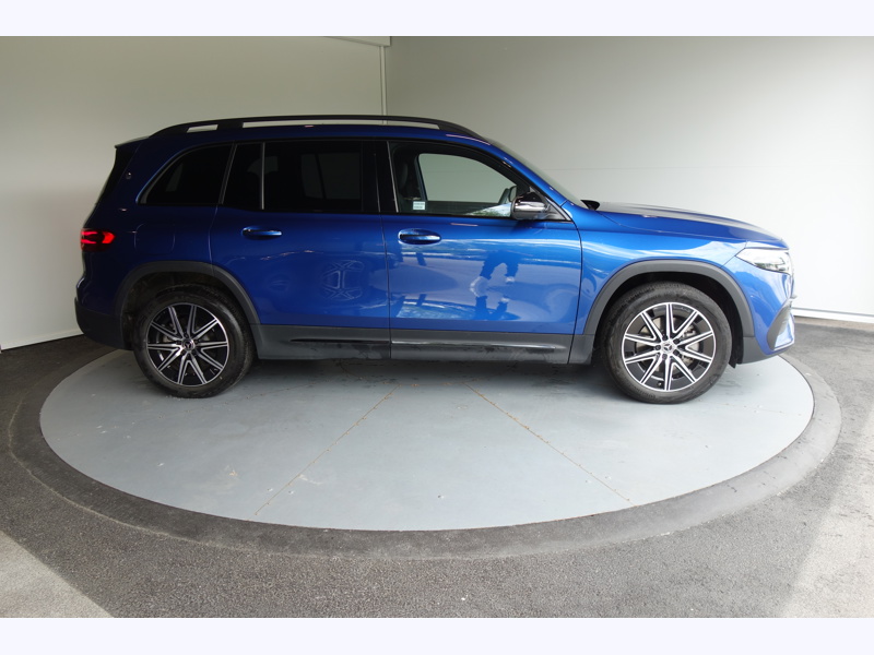 Image Mercedes-Benz EQB 250+ AMG Line  