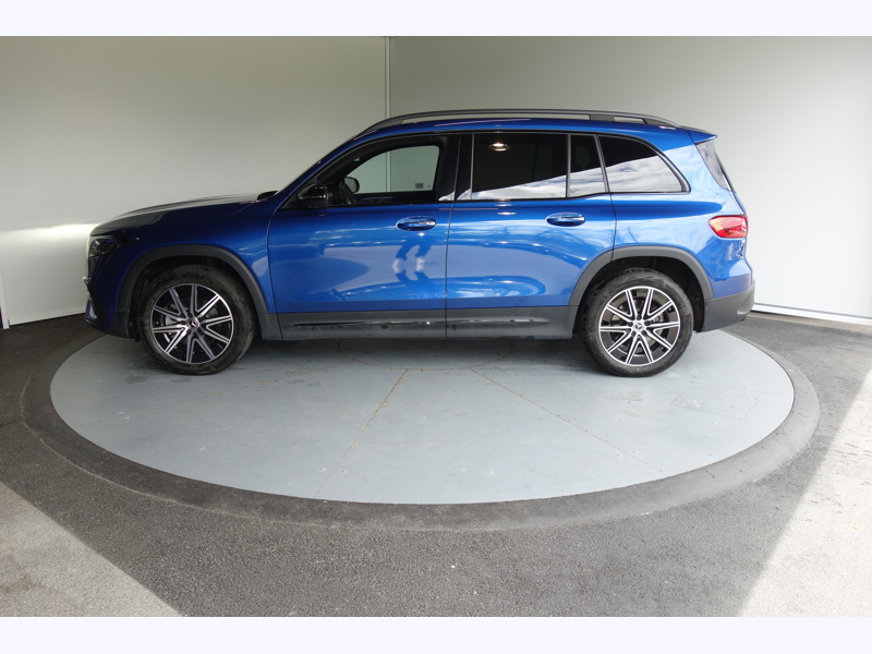 Image Mercedes-Benz EQB 250+ AMG Line  