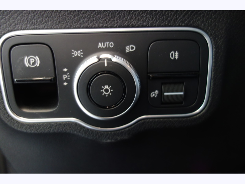 Image Mercedes-Benz EQB 250+ AMG Line  