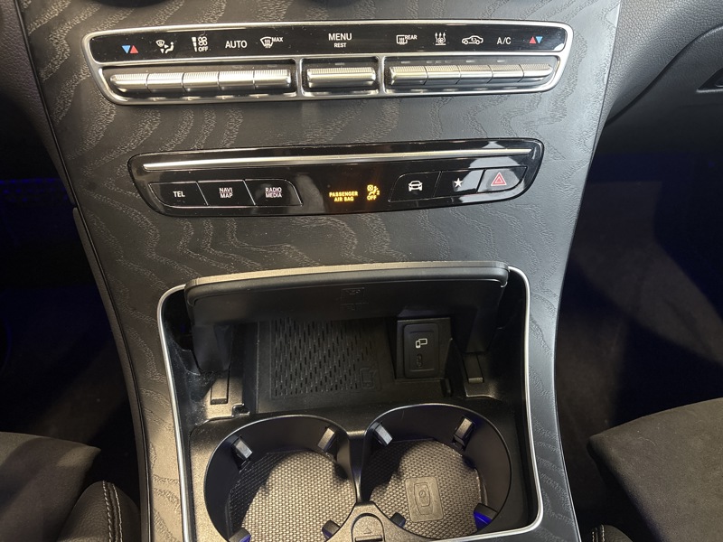 Image Mercedes-Benz GLC COUPÉ GLC 300de 4MATIC Coupé AMG Line  