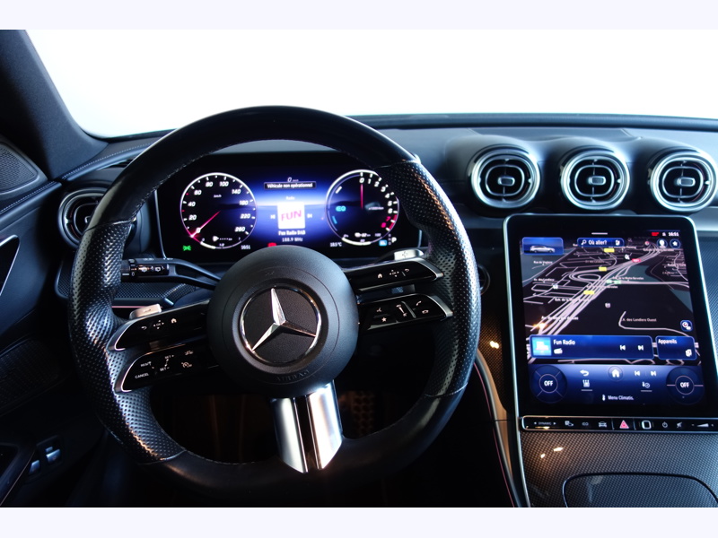 Image Mercedes-Benz CLASSE C BREAK 300 e Hybrid EQ AMG Line  
