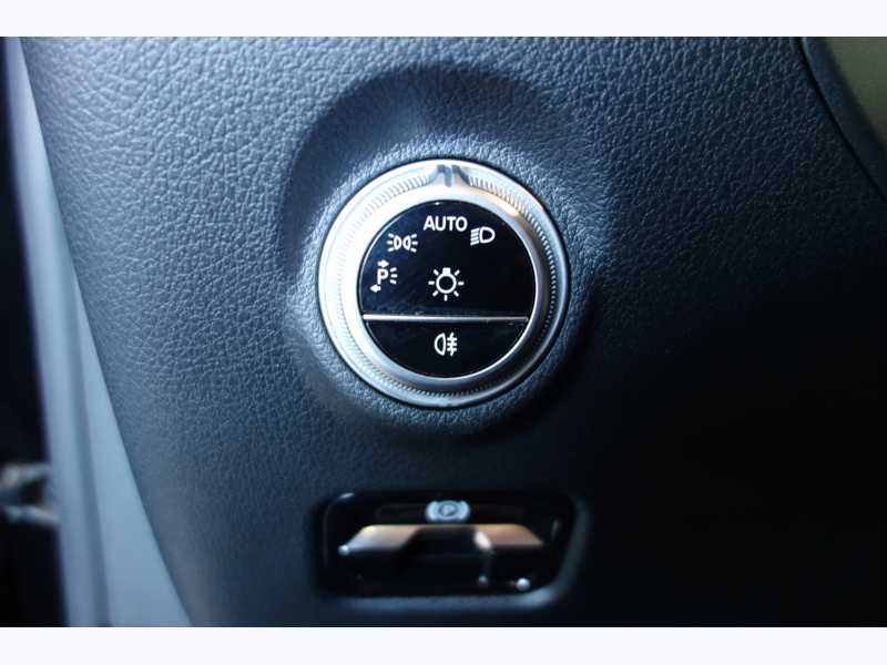 Image Mercedes-Benz CLASSE C BREAK 300 e Hybrid EQ AMG Line  