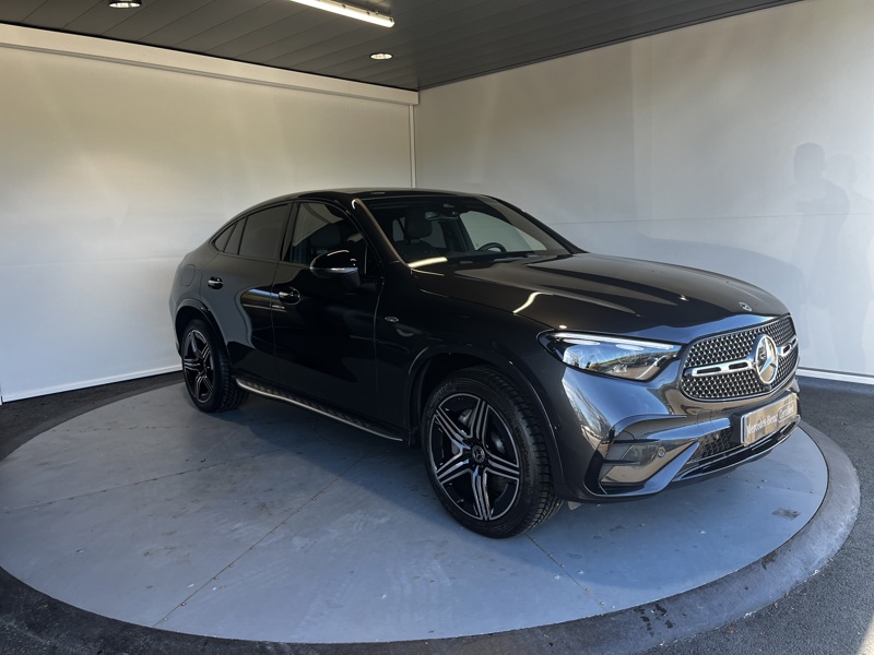Image Mercedes-Benz GLC COUPÉ 300 e Hybrid EQ 4MATIC AMG Line + 