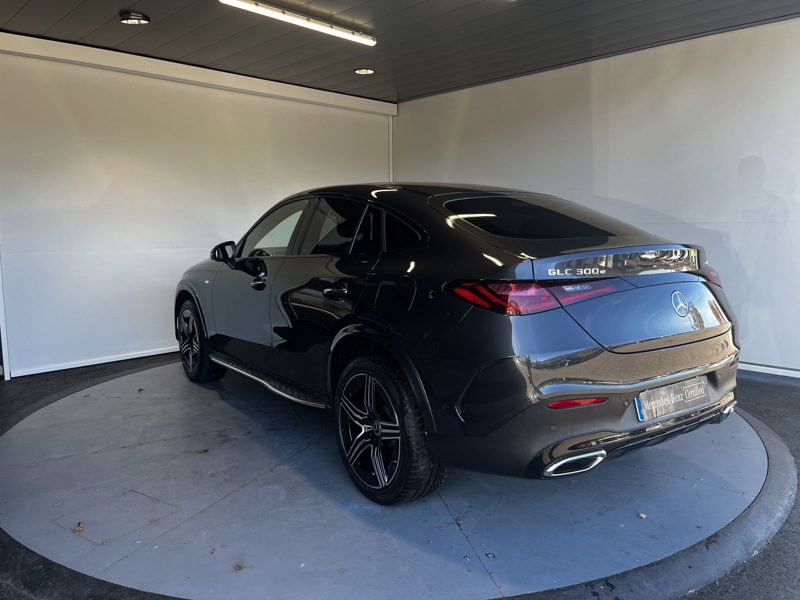 Image Mercedes-Benz GLC COUPÉ 300 e Hybrid EQ 4MATIC AMG Line + 