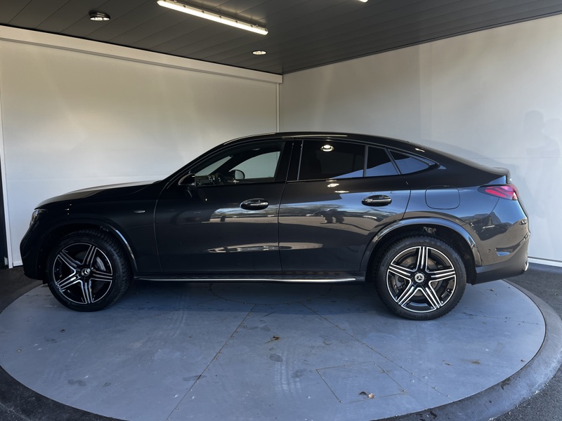 Image Mercedes-Benz GLC COUPÉ 300 e Hybrid EQ 4MATIC AMG Line + 