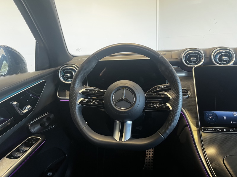 Image Mercedes-Benz GLC COUPÉ 300 e Hybrid EQ 4MATIC AMG Line + 