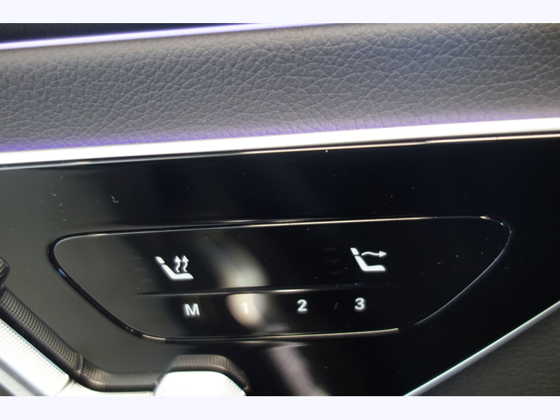 Image Mercedes-Benz CLE CABRIOLET 220 d AMG Line  