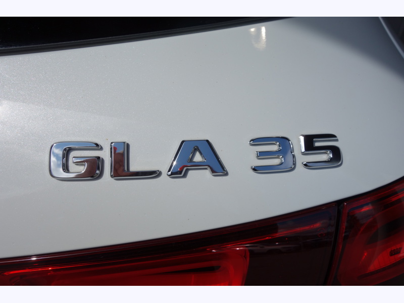 Image Mercedes-Benz GLA Mercedes-AMG  35 4MATIC  