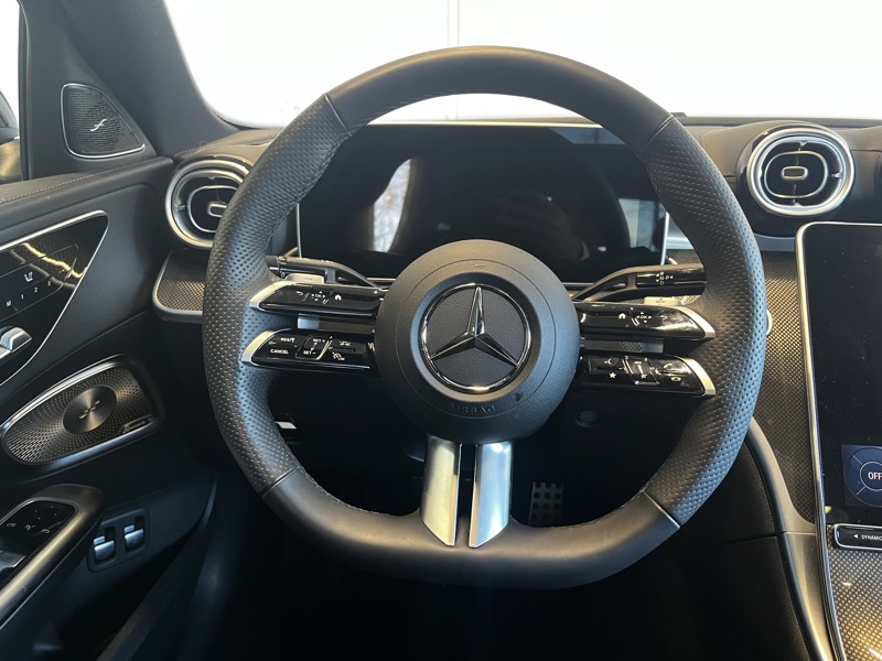 Image Mercedes-Benz CLASSE C BERLINE 400 e Hybrid EQ 4MATIC AMG Line 