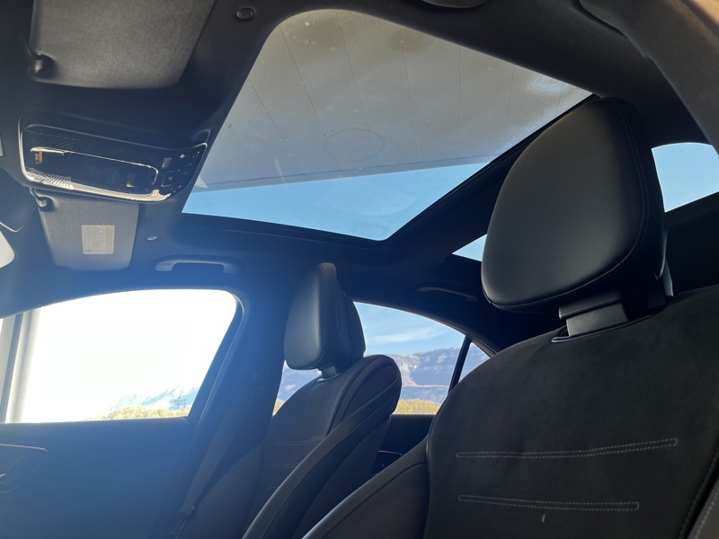 Image Mercedes-Benz CLASSE C BERLINE 400 e Hybrid EQ 4MATIC AMG Line 