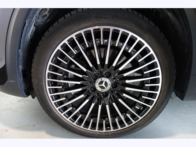 Image Mercedes-Benz EQA 350 4MATIC AMG Line  