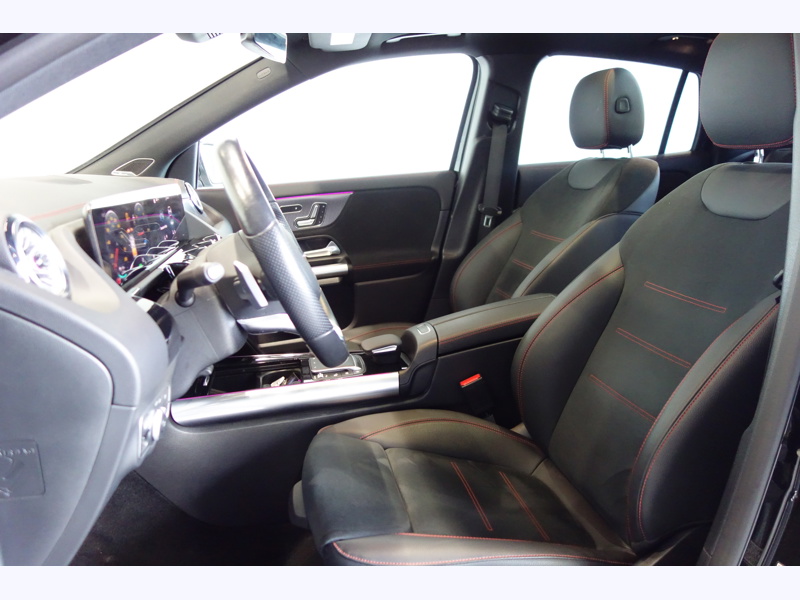 Image Mercedes-Benz EQA 350 4MATIC AMG Line  