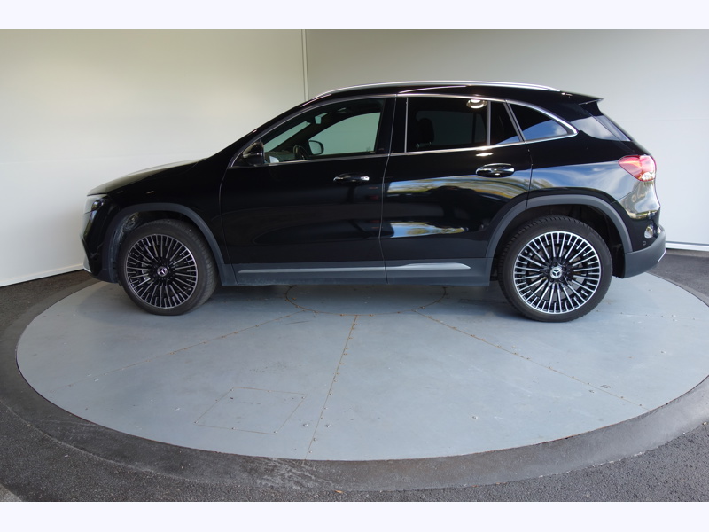Image Mercedes-Benz EQA 350 4MATIC AMG Line  