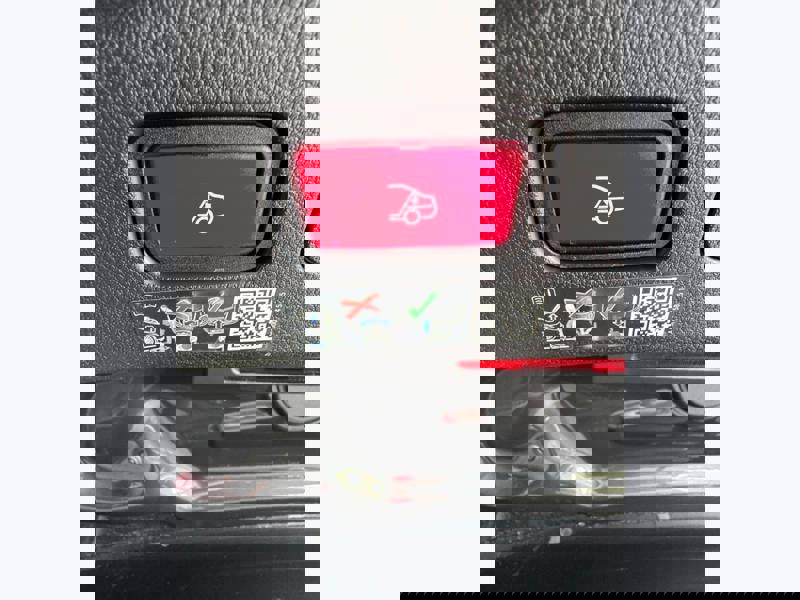 Image Mercedes-Benz CLE CABRIOLET 220 d AMG Line  