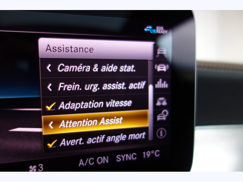 Image Mercedes-Benz CLASSE C COUPÉ 220 d AMG Line  