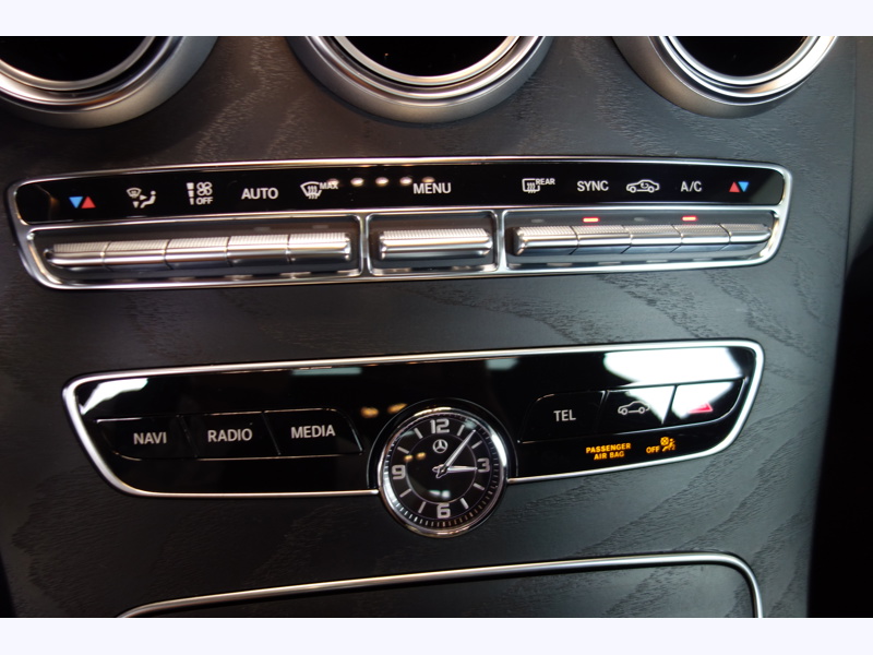 Image Mercedes-Benz CLASSE C COUPÉ 220 d AMG Line  