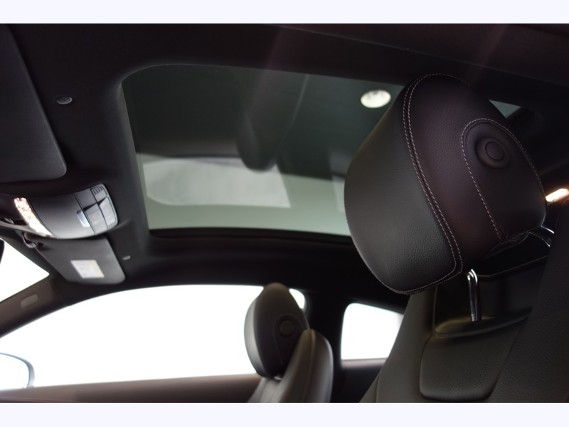 Image Mercedes-Benz CLASSE C COUPÉ 220 d AMG Line  