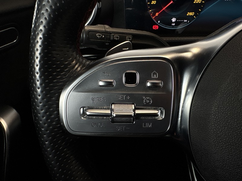 Image Mercedes-Benz CLASSE A 200 d AMG Line  