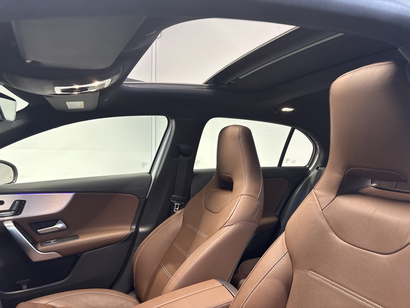 Image Mercedes-Benz CLASSE A 200 AMG Line AMG Line 