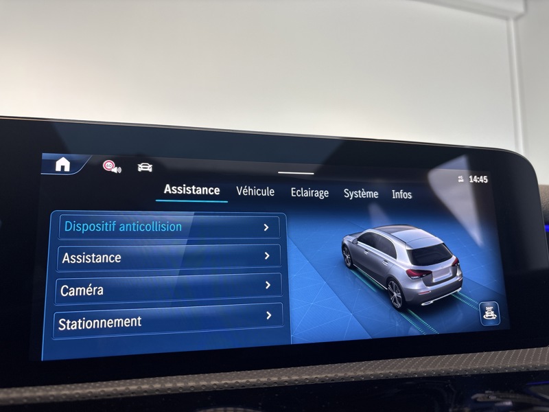 Image Mercedes-Benz CLASSE A 200 d AMG Line  