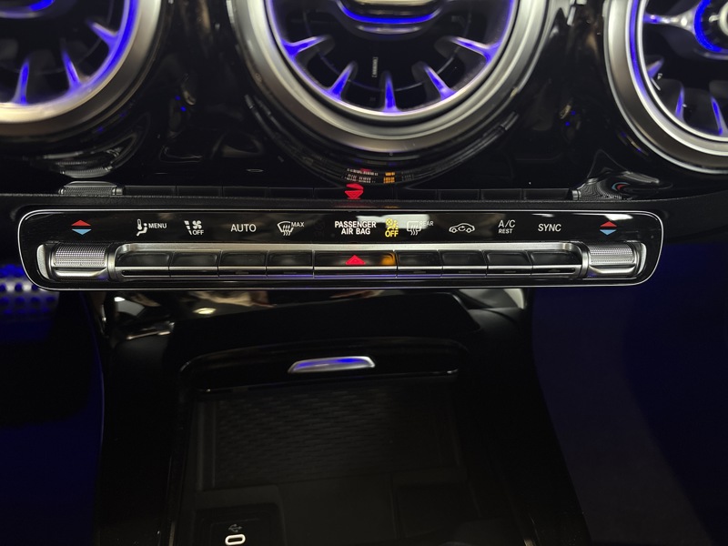 Image Mercedes-Benz CLASSE A 200 d AMG Line  