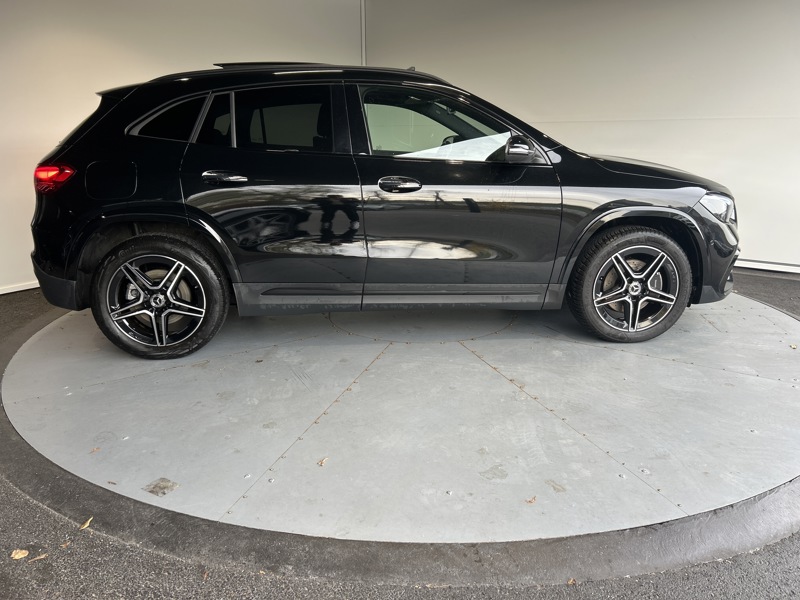 Image Mercedes-Benz GLA 250 e Hybrid EQ AMG Line  