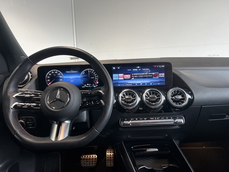Image Mercedes-Benz GLA 250 e Hybrid EQ AMG Line  