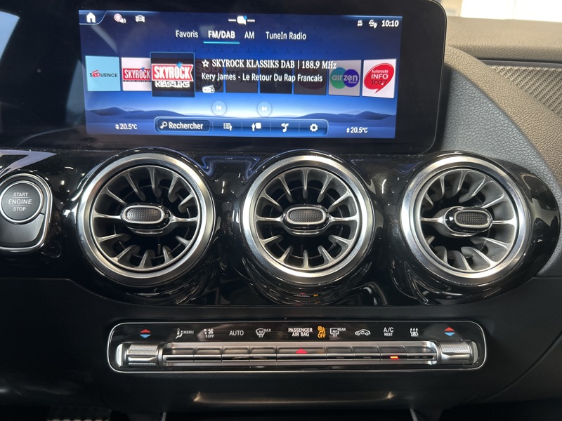 Image Mercedes-Benz GLA 250 e Hybrid EQ AMG Line  