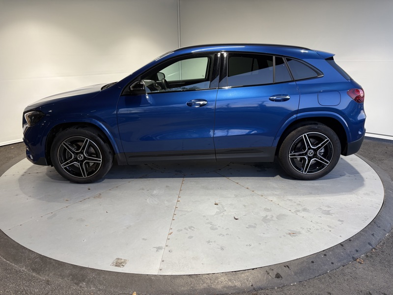Image Mercedes-Benz GLA 250 e Hybrid EQ AMG Line  