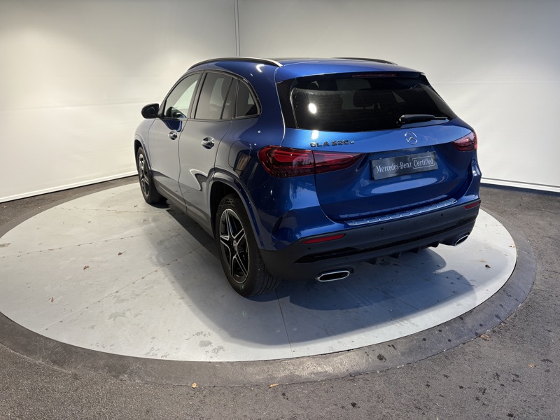 Image Mercedes-Benz GLA 250 e Hybrid EQ AMG Line  