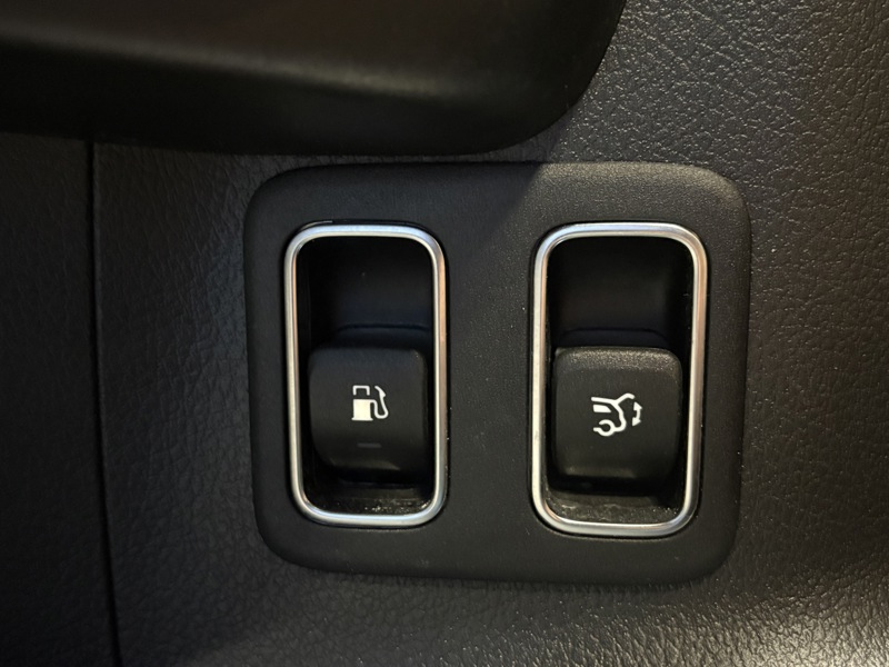 Image Mercedes-Benz GLA 250 e Hybrid EQ AMG Line  